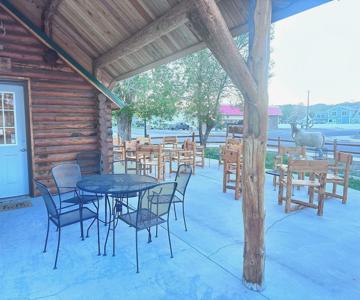 Elk Antler Inn