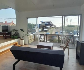 Balconada Beach Hostel