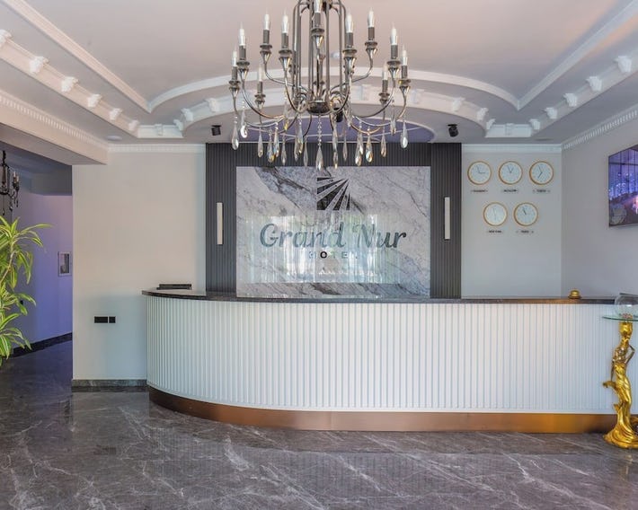 Grand Nur