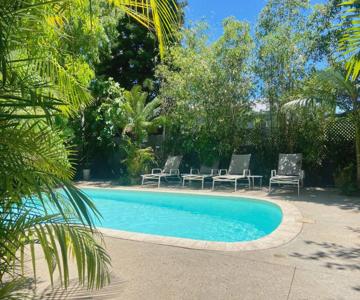 The Cape Standard Guest House