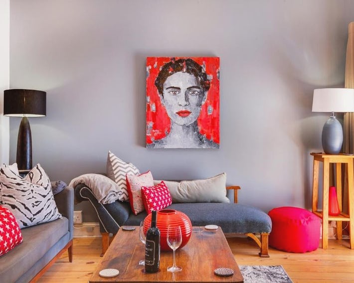 Backup-Powered Art Deco Cottage in De Waterkant