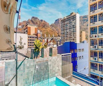 Urban Oasis Apart-Hotel