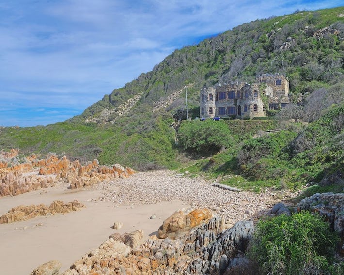 Lindsay Castle