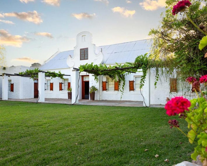 Bella De Karoo