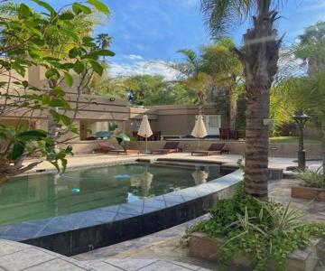 Oudtshoorn Guest House