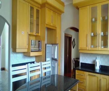Uyolo Guest Logde