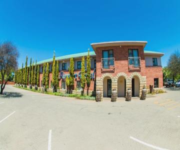 Airport Hotel