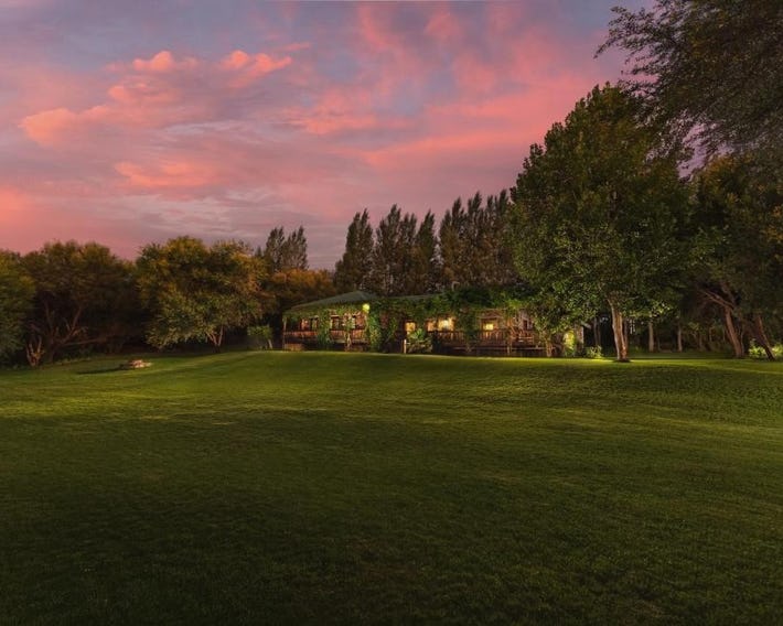 Tzamenkomst River Lodge