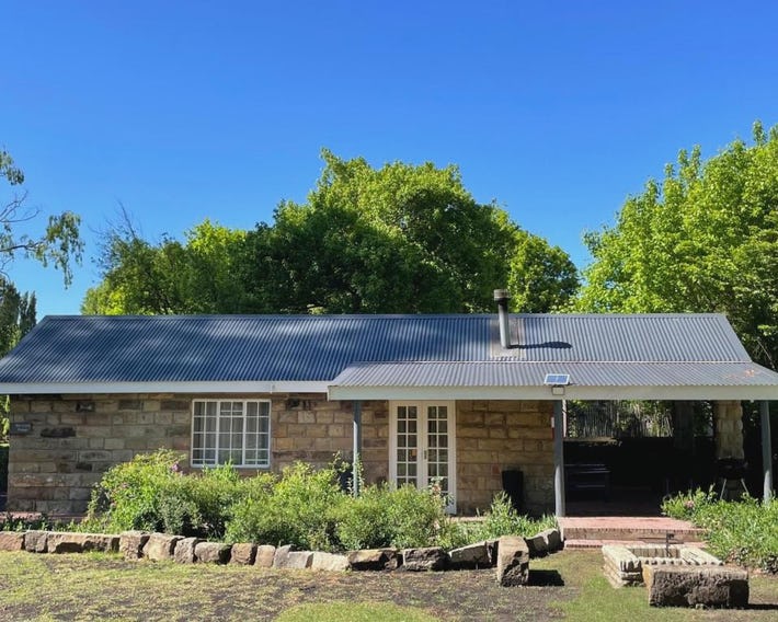Periwinkle, Grove ,Acorn & Sage Cottages