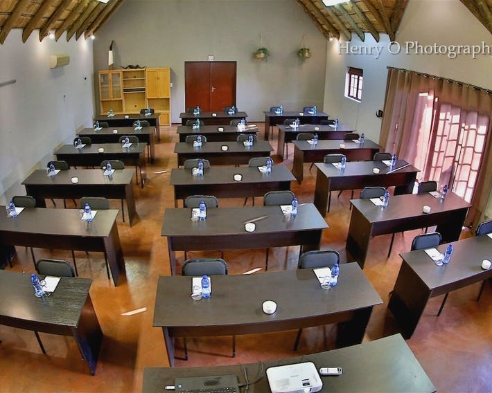 Mangwa Valley Game Lodge & Spa