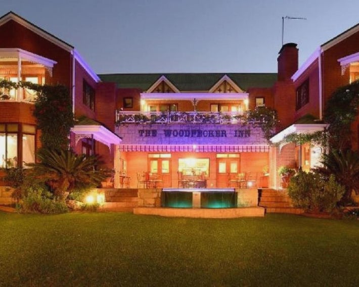 The Woodpecker Inn