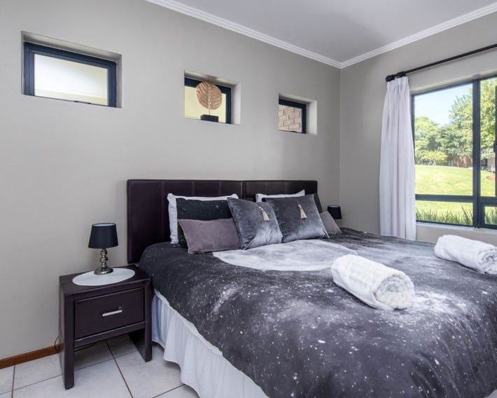 Jozistay @ Jackal Creek Apartments