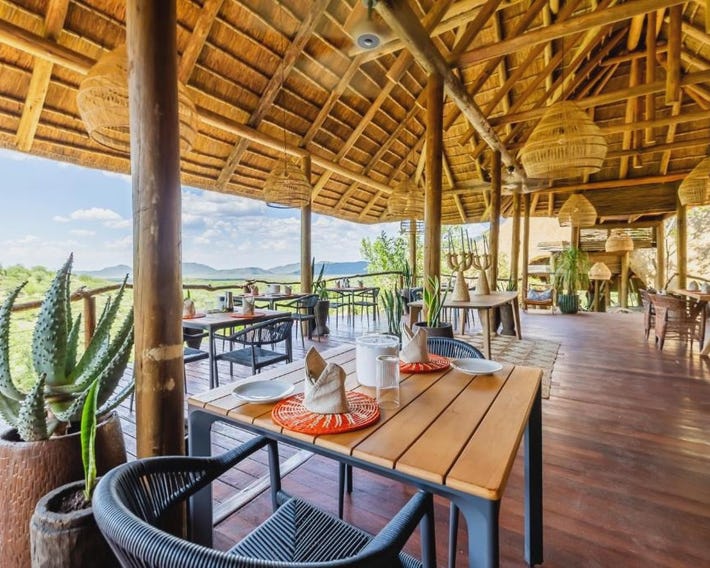 Buffalo Ridge Safari Lodge