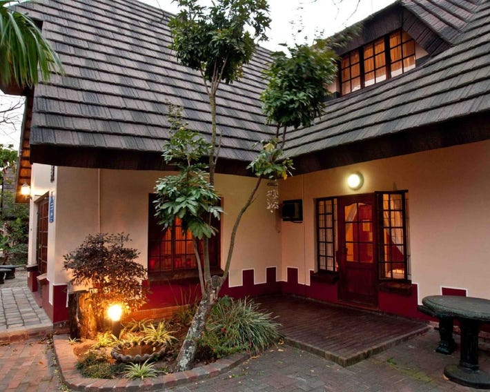 Woodpecker Inn