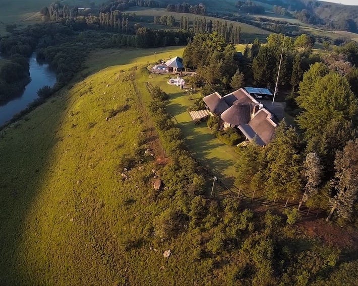 Amazian Mountain River Lodge
